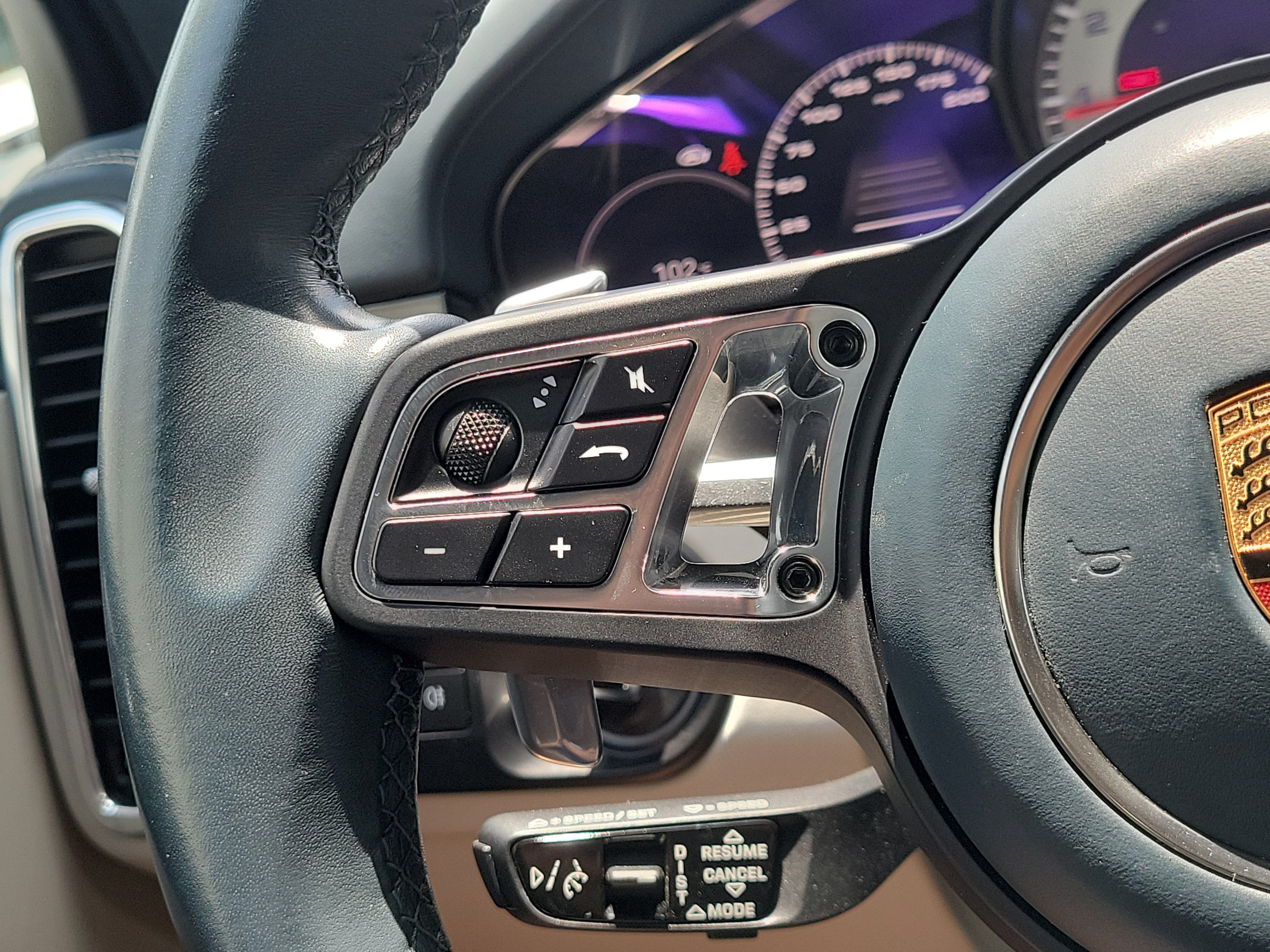 Used 2022 Porsche Cayenne Turbo AWD/4WD image 18