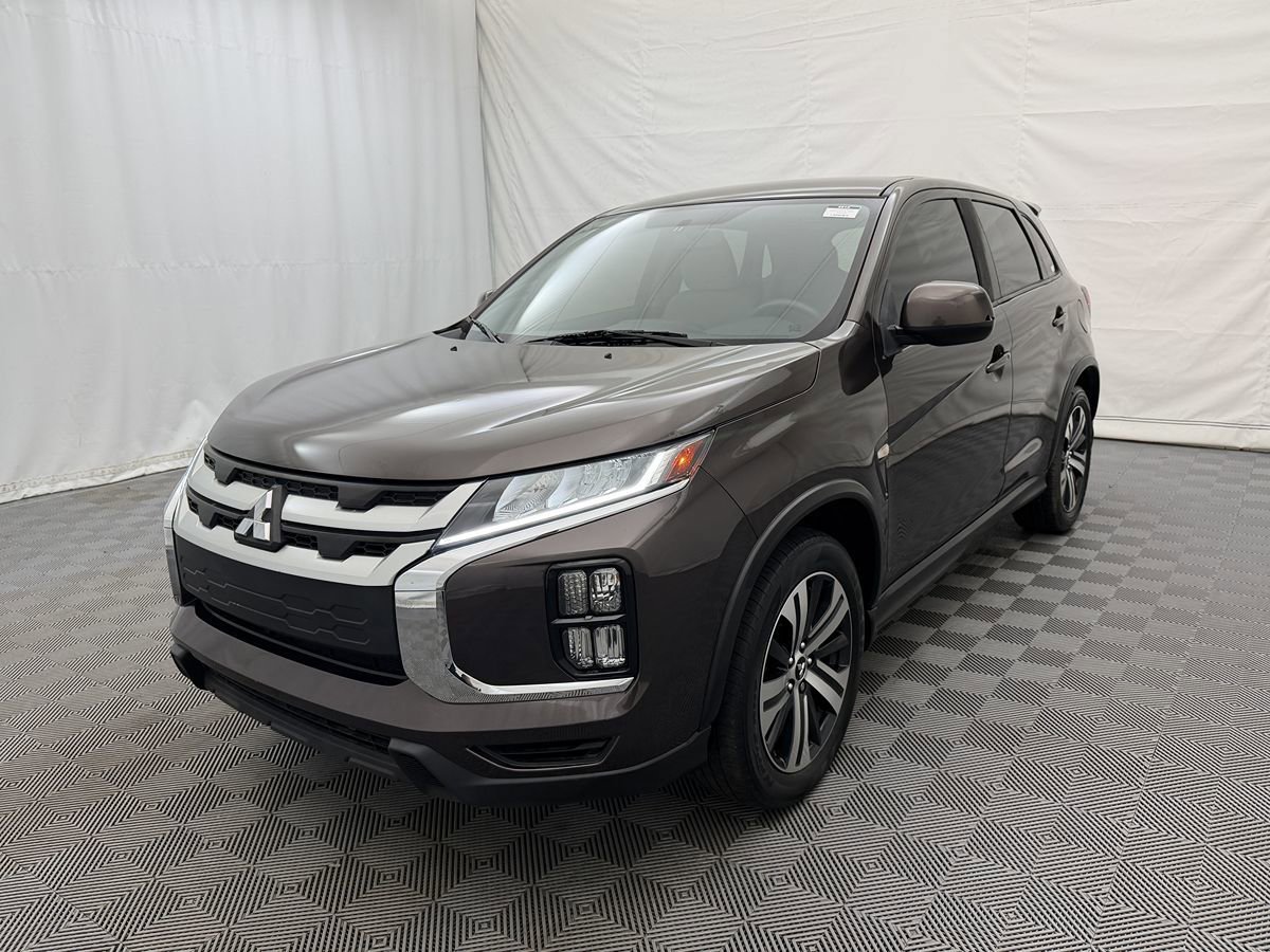 Used 2020 Mitsubishi Outlander Sport ES AWD/4WD image 2