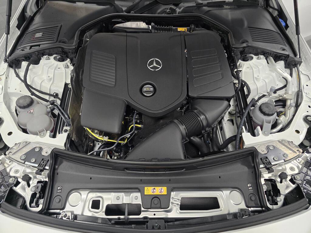 New 2026 Mercedes-Benz CLE 300 4MATIC Cabriolet image 10