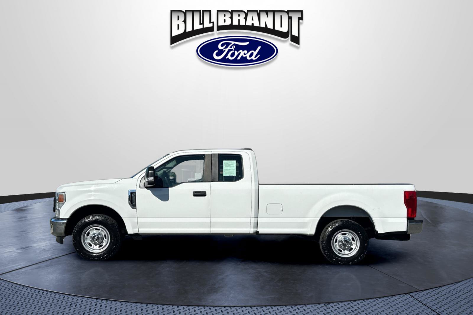 Used 2022 Ford F250 XL w/ Power Equipment Group RWD image 6