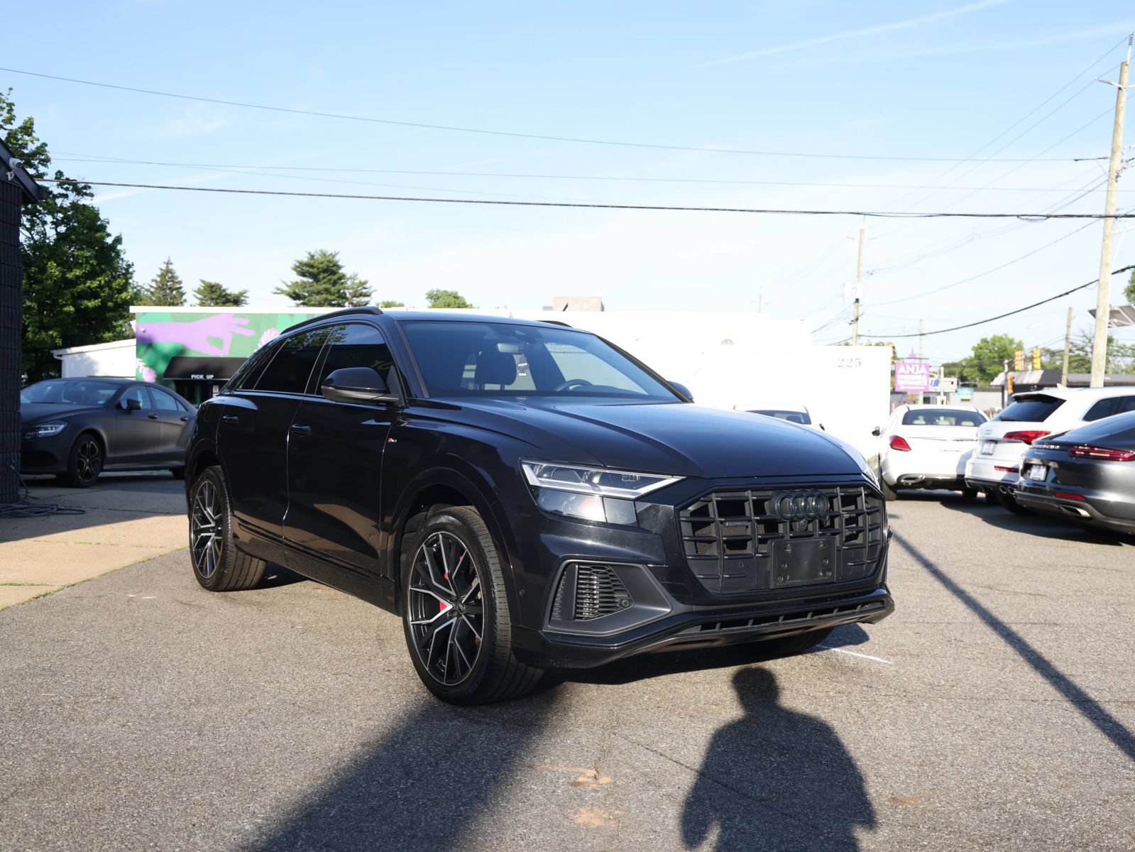 Used 2021 Audi Q8 Premium Plus w/ Premium Plus Package AWD/4WD image 2