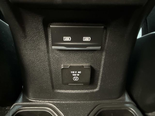 Used 2023 Jeep Wrangler Rubicon image 17