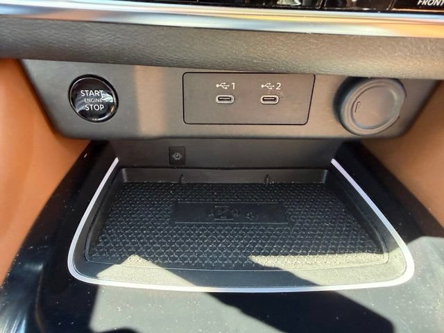 Used 2025 Nissan Rogue Platinum w/ Platinum Premium Package FWD image 24