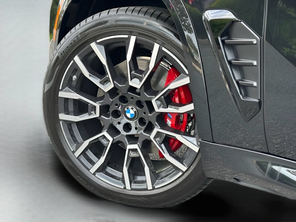 New 2026 BMW X5 xDrive40i w/ M Sport Package AWD/4WD image 9