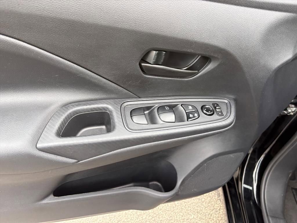 Used 2025 Nissan Versa S image 22