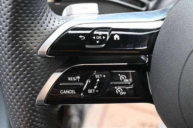 Certified 2026 Mercedes-Benz GLC 300 4MATIC image 11
