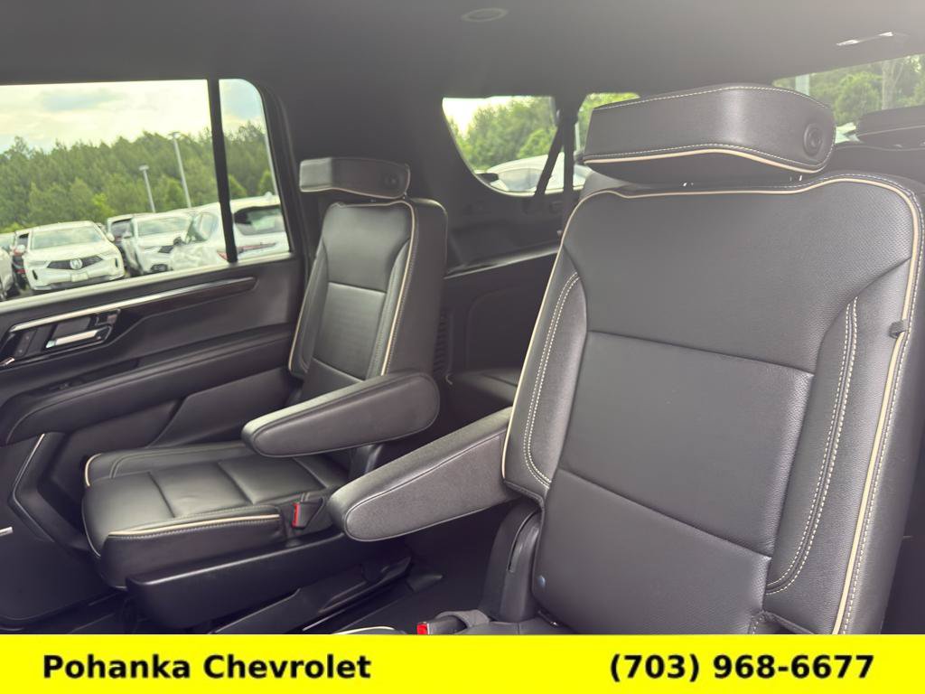 Certified 2025 Chevrolet Suburban Premier AWD/4WD image 23