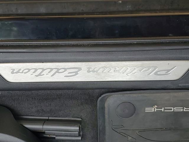 Used 2022 Porsche Cayenne Platinum Edition image 40