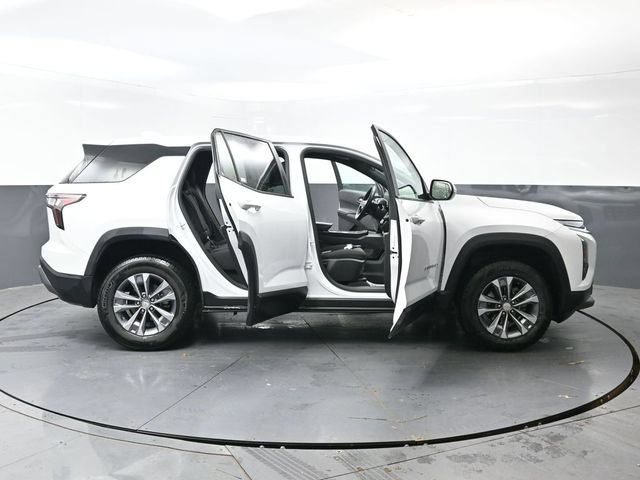 Used 2025 Chevrolet Equinox LT AWD/4WD image 55