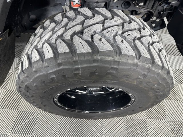 Used 2022 Jeep Gladiator Mojave w/ Cold Weather Group image 8