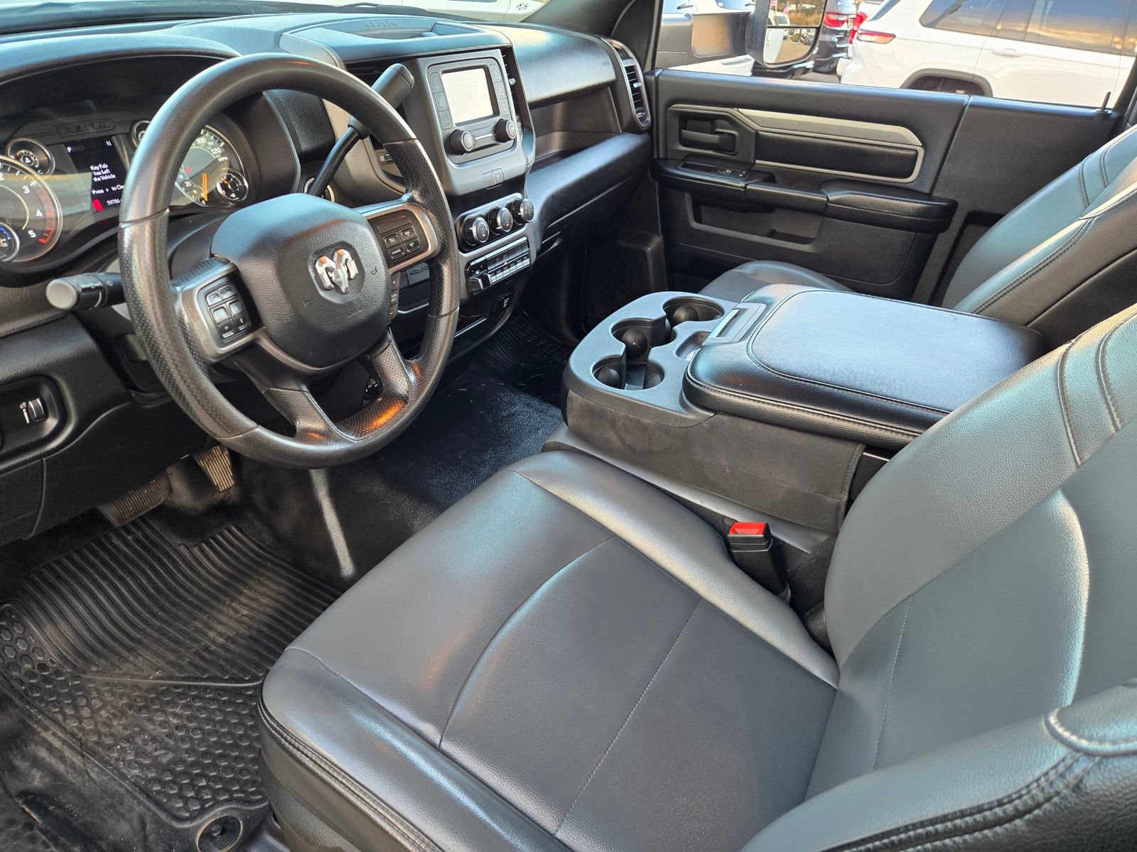 Used 2022 RAM 5500 Tradesman AWD/4WD image 13