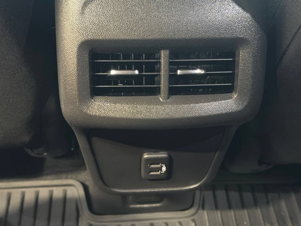 Used 2022 Chevrolet Equinox LT FWD image 20