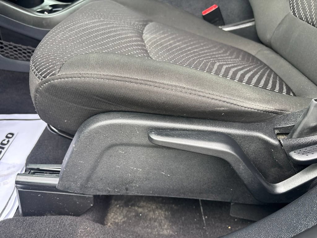 Used 2020 Dodge Journey SE FWD image 22