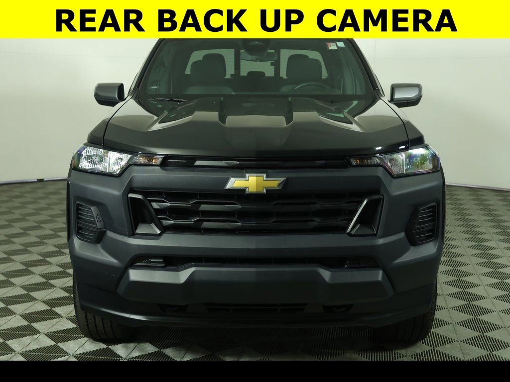 Used 2025 Chevrolet Colorado W/T w/ WT Custom Package image 11
