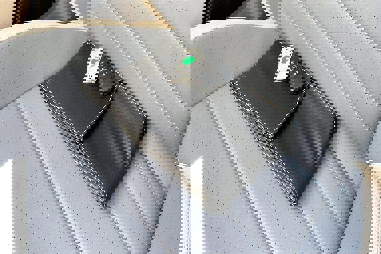 Certified 2025 Volkswagen Jetta SE w/ Black Wheel Package image 11