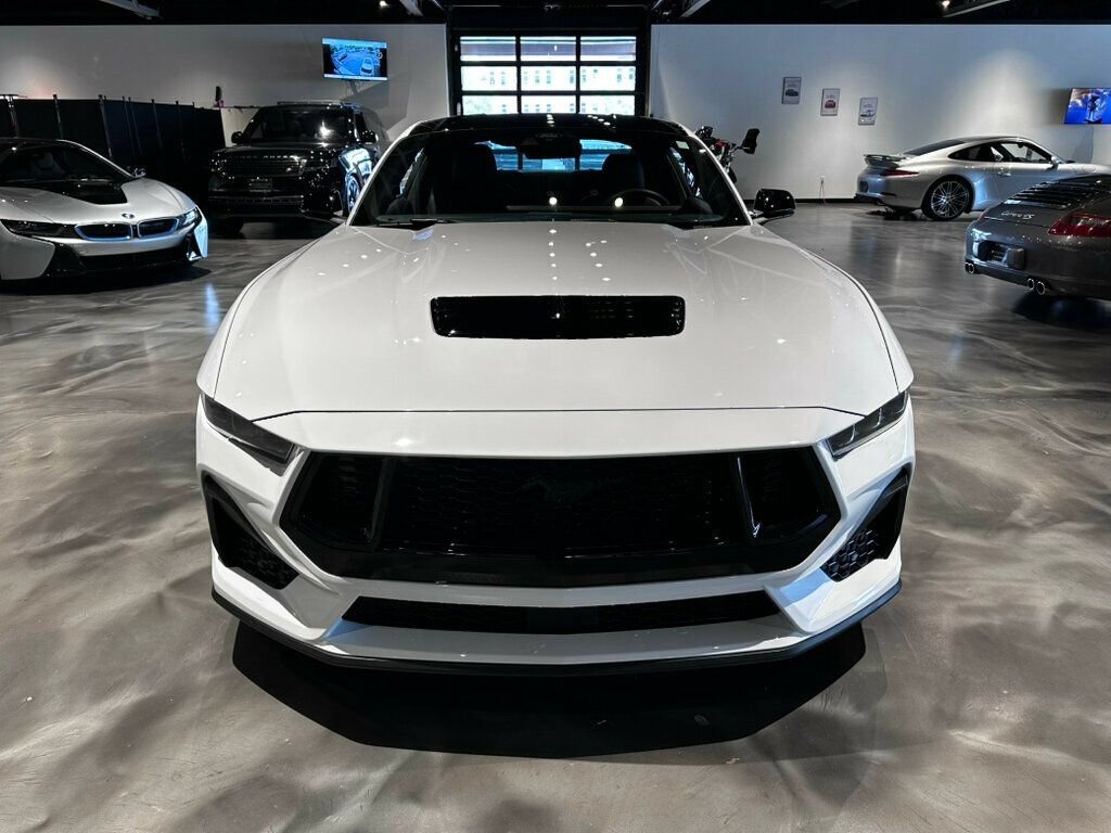 Used 2025 Ford Mustang GT Premium RWD image 8