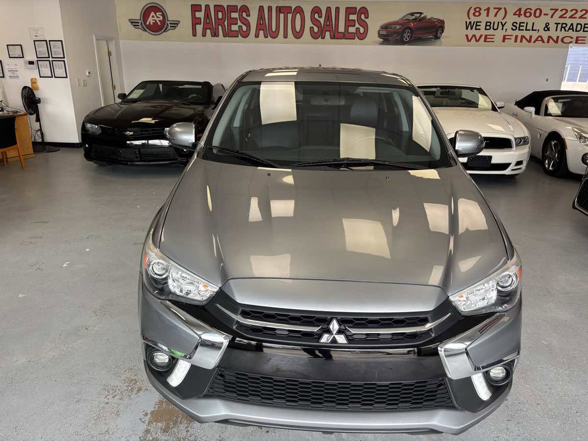Used 2018 Mitsubishi Outlander Sport SE image 1