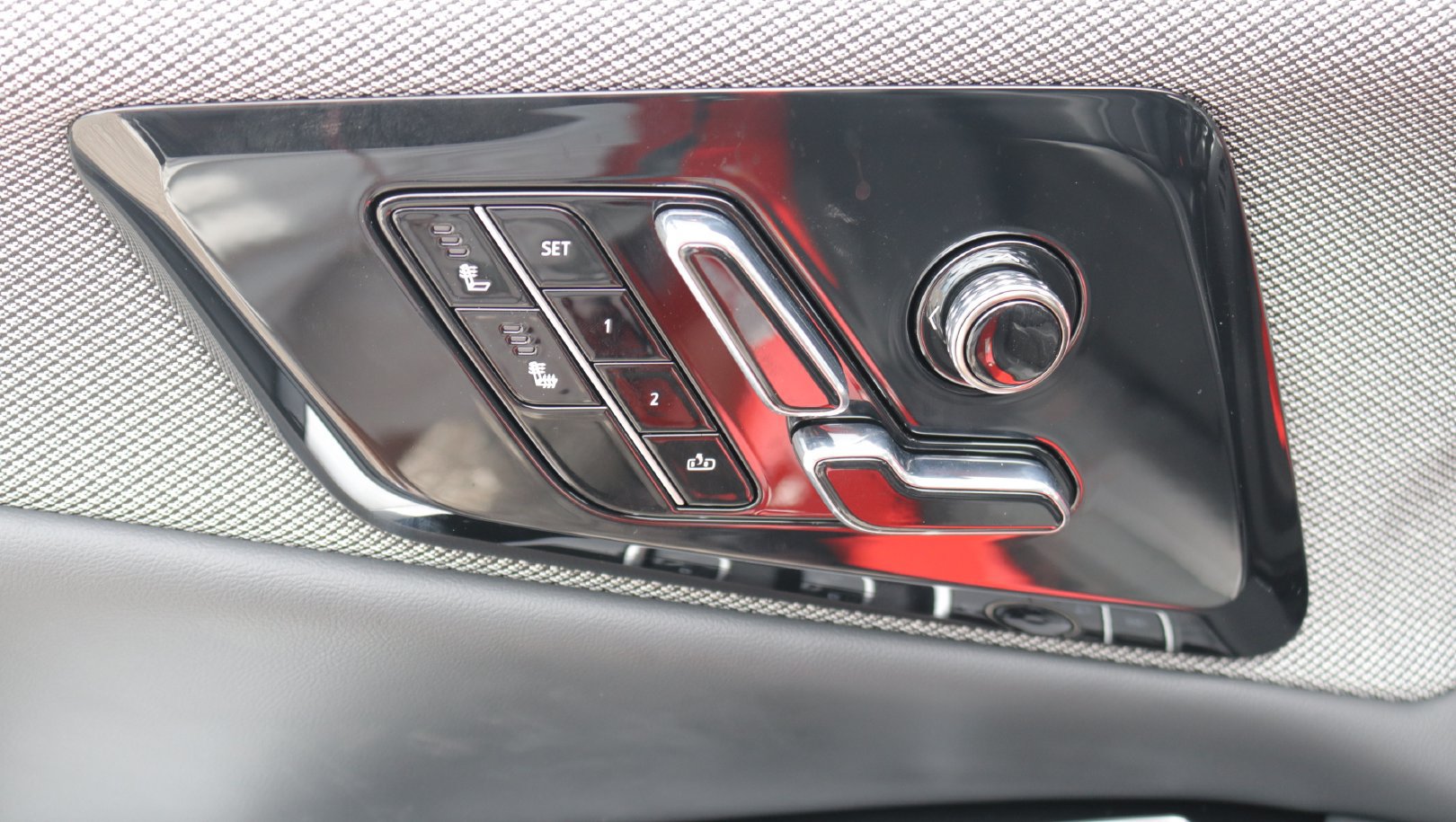 New 2027 Cadillac Optiq Sport RWD image 11