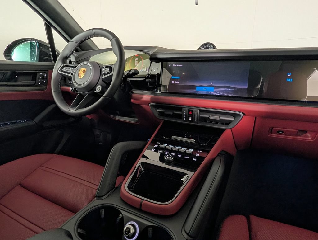 New 2026 Porsche Cayenne GTS AWD/4WD image 22