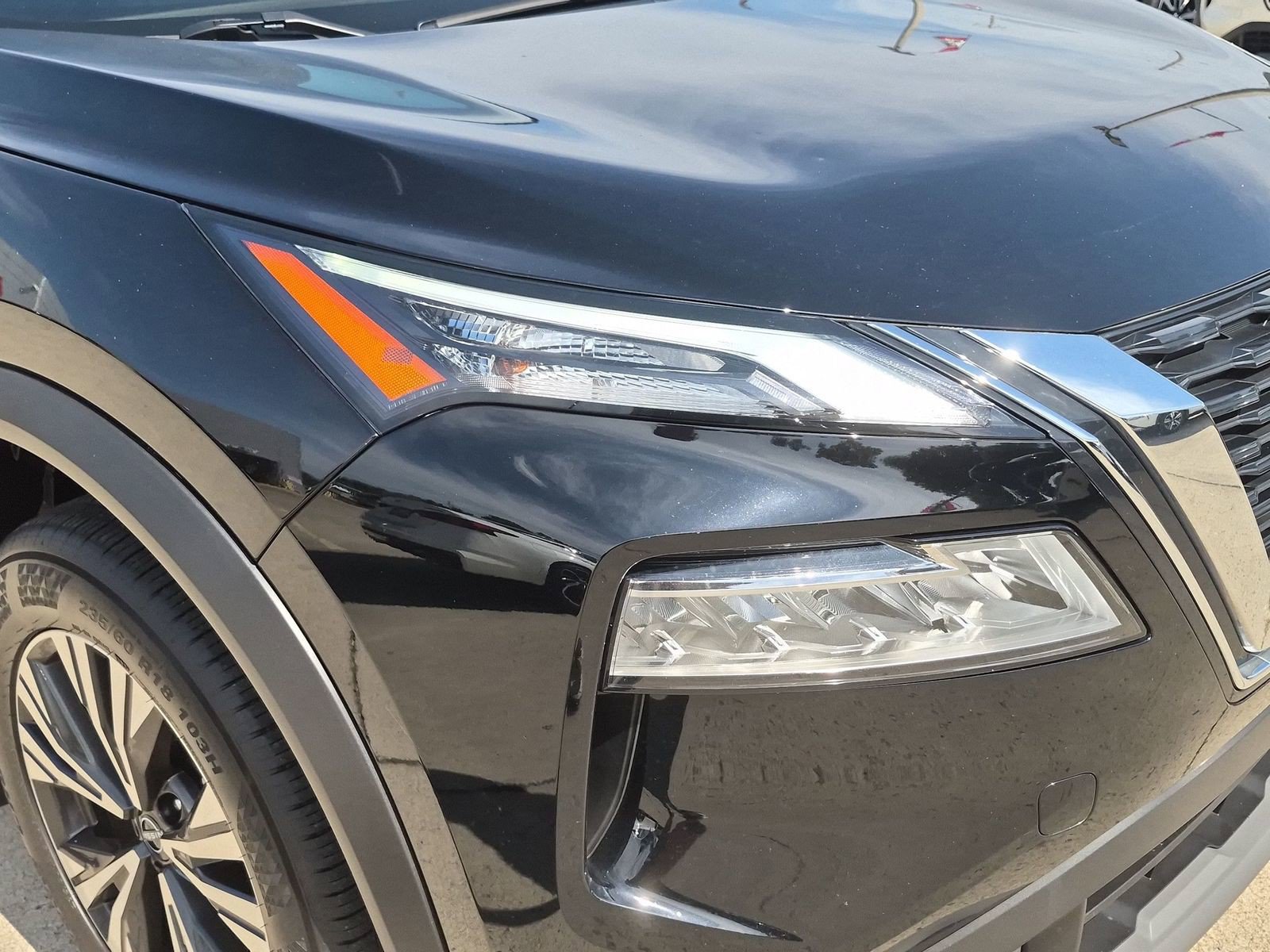 Certified 2023 Nissan Rogue SV AWD/4WD image 41