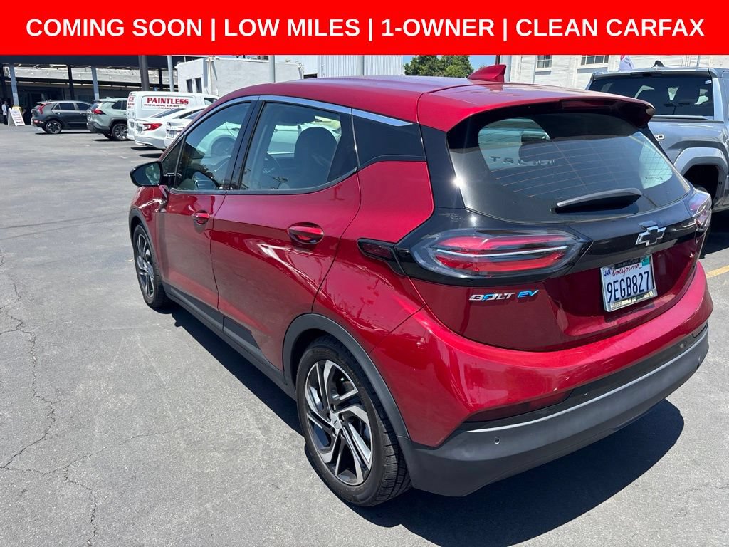 Used 2023 Chevrolet Bolt LT w/ Infotainment Package FWD image 6