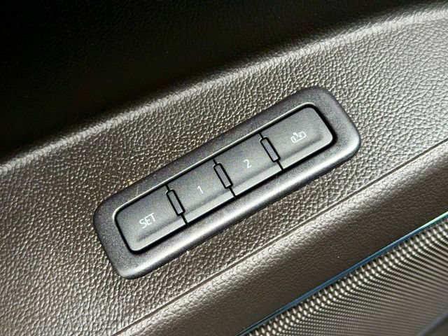 Used 2019 Chevrolet Tahoe LT AWD/4WD image 26
