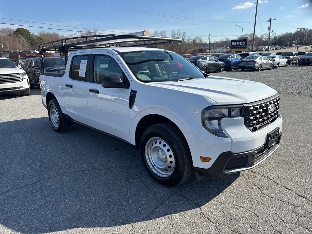 Used 2025 Ford Maverick XLT w/ Equipment Group 302A AWD/4WD image 7