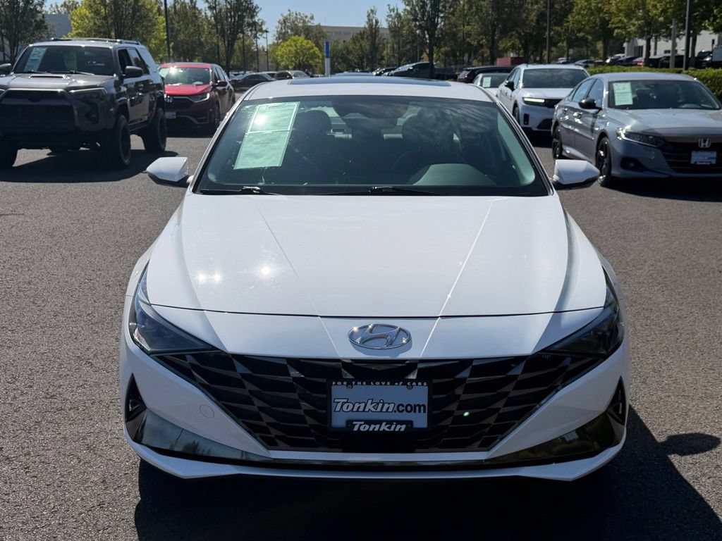Used 2023 Hyundai Elantra Limited FWD image 3
