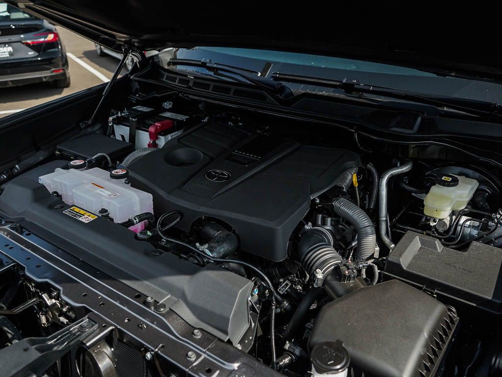 New 2026 Toyota Tundra SR5 image 7