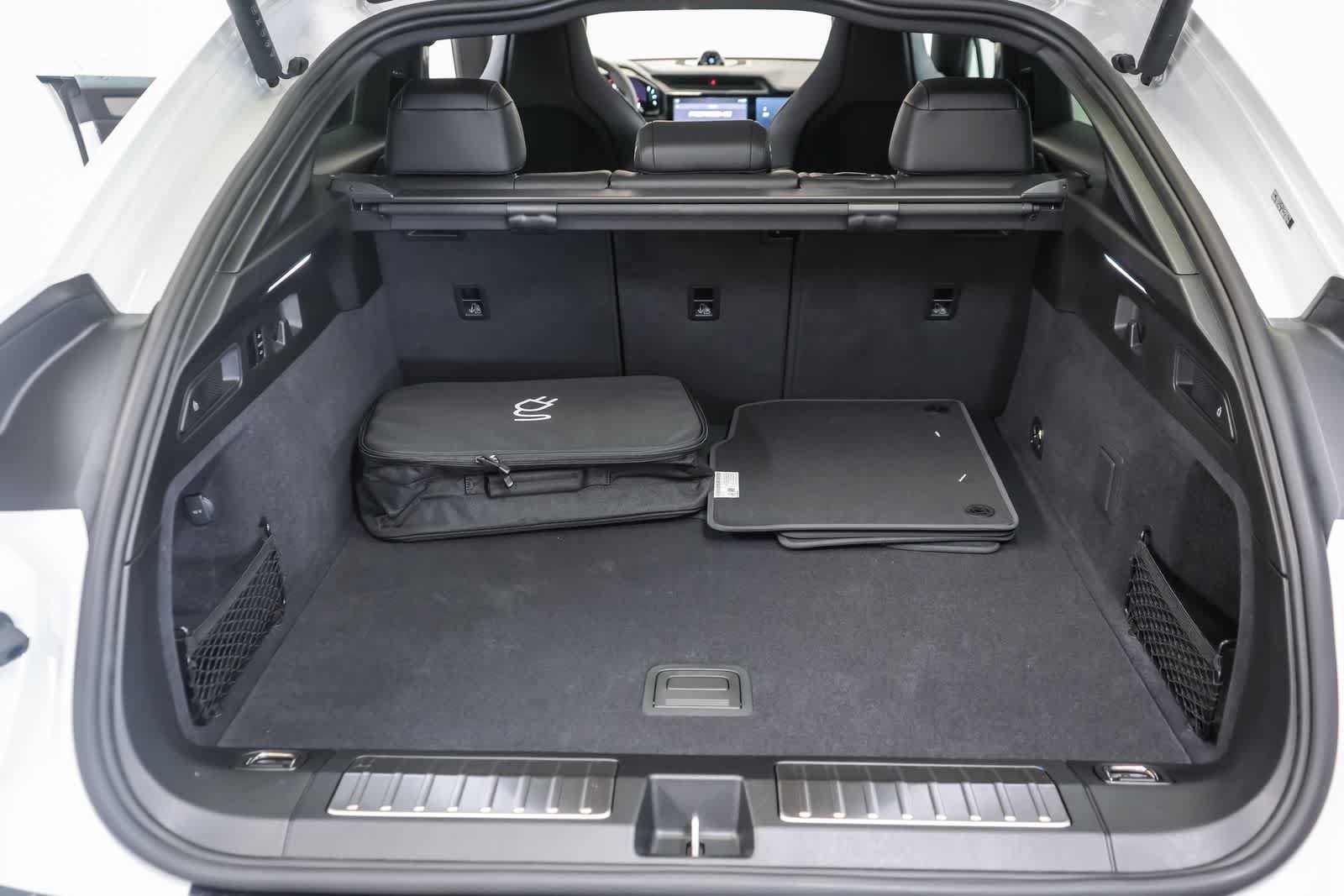 New 2026 Porsche Cayenne S AWD/4WD image 30