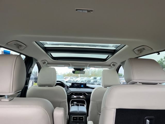 Used 2024 MAZDA CX-90 Plug-In Hybrid w/ Premium Pkg AWD/4WD image 9