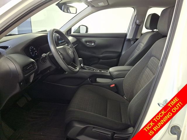 Used 2023 Honda HR-V LX image 16