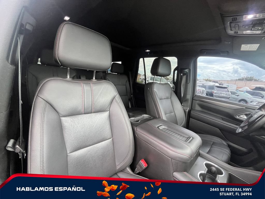 Used 2022 Chevrolet Tahoe RST w/ Luxury Package AWD/4WD image 16