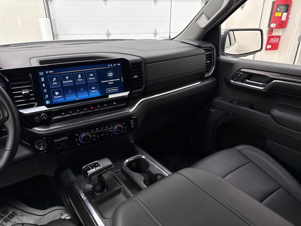 Used 2024 Chevrolet Silverado 1500 LTZ w/ LTZ Premium Package image 15