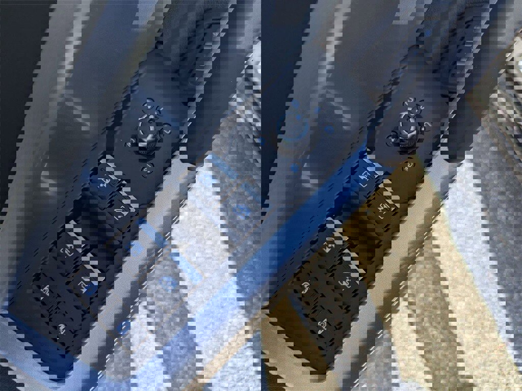 New 2025 Audi Q3 2.0T Premium image 12