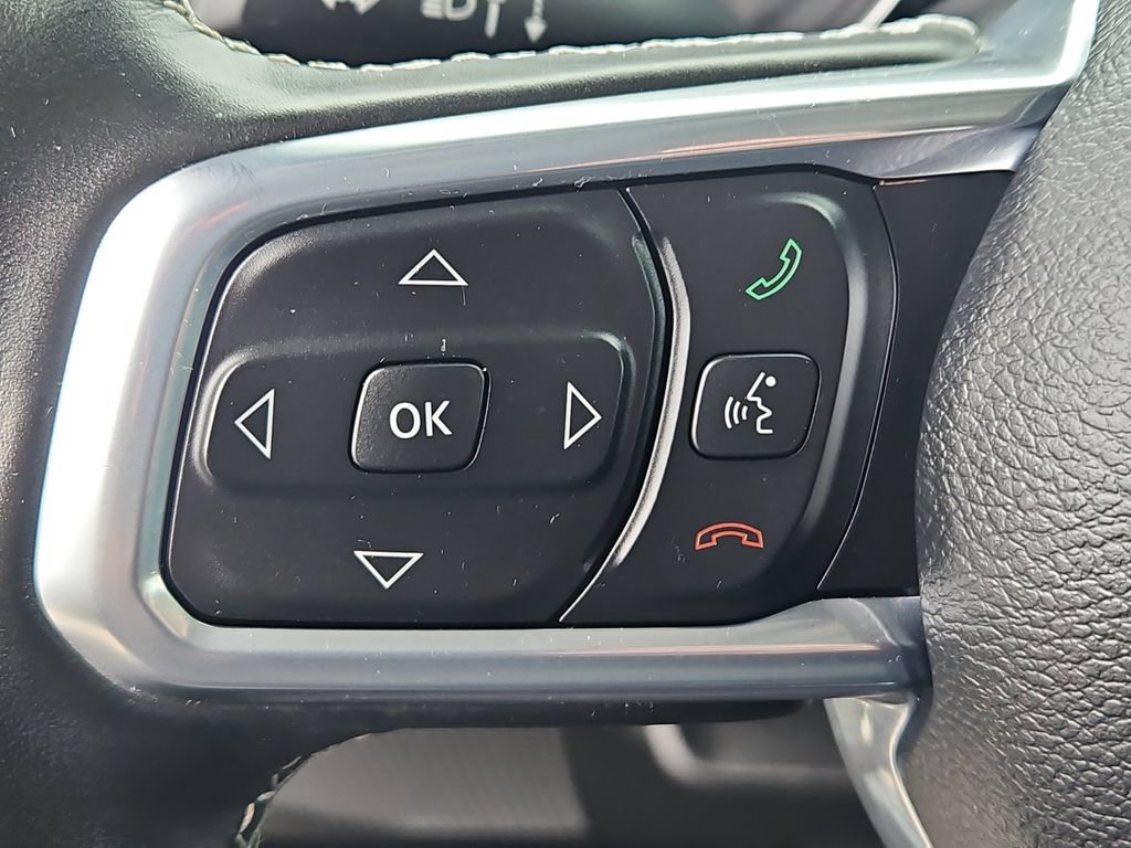 Used 2023 Jeep Wrangler Unlimited Sahara w/ Cold Weather Group AWD/4WD image 28