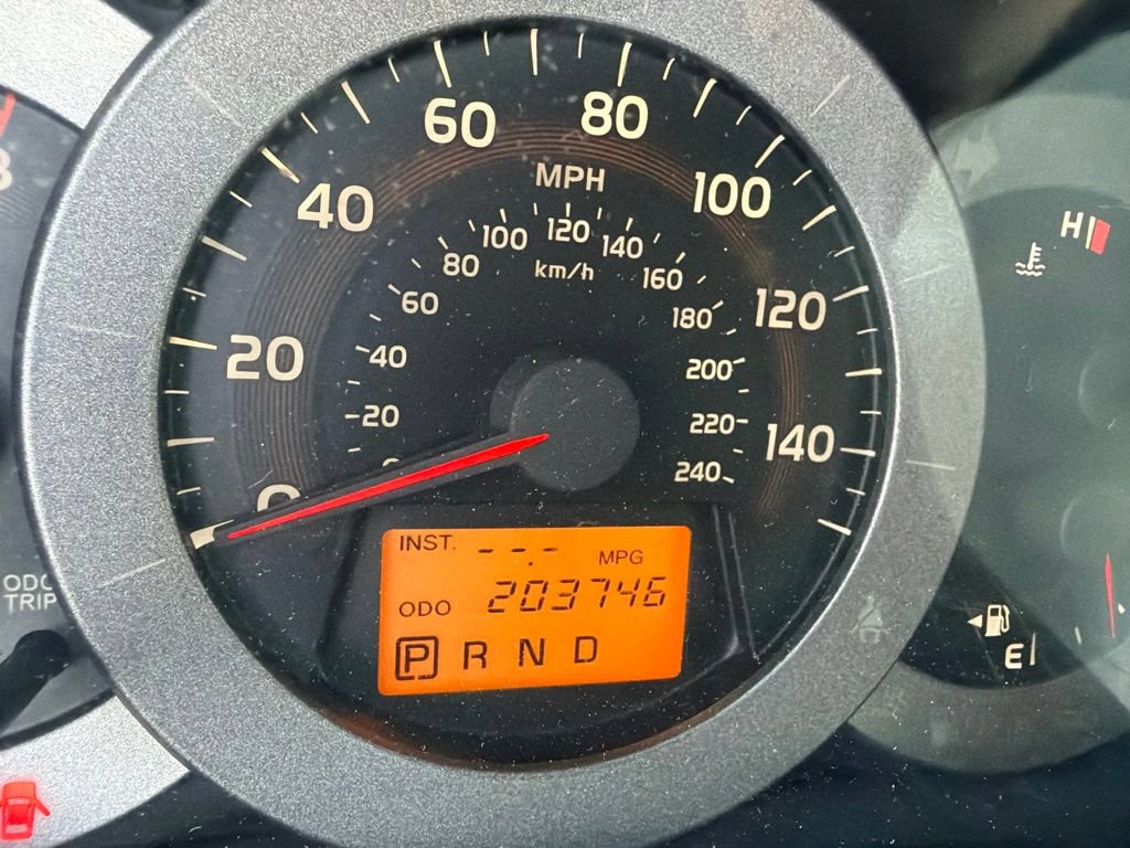 Used 2011 Toyota RAV4 4WD V6 w/ Tow Prep Pkg image 4