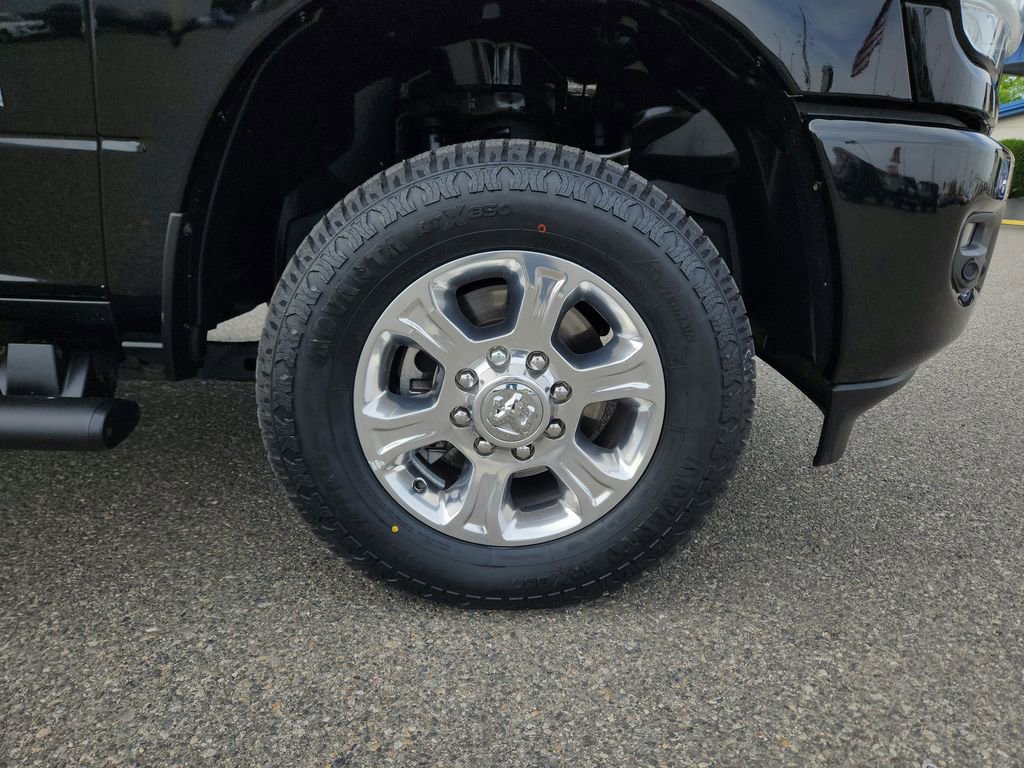 Used 2022 RAM 2500 Big Horn w/ Level B Equipment Group AWD/4WD image 28