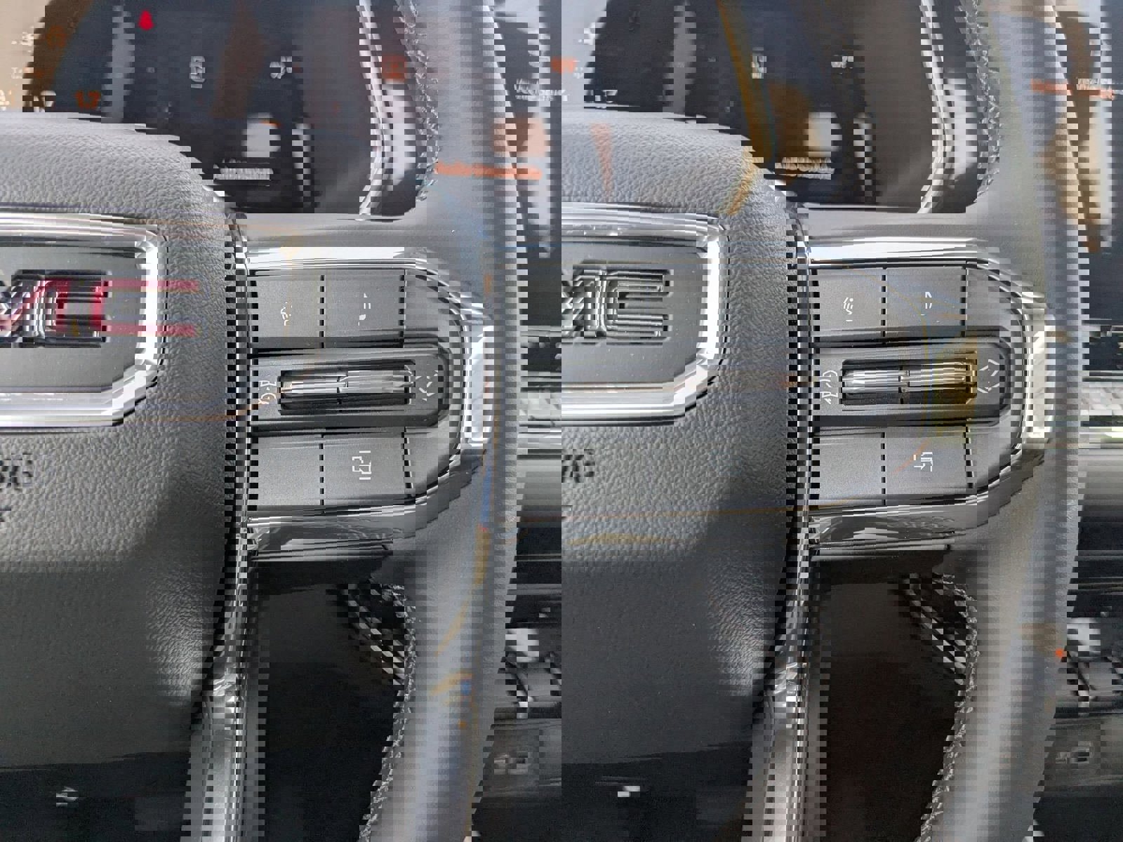 New 2026 GMC Canyon Elevation w/ Convenience Package image 13