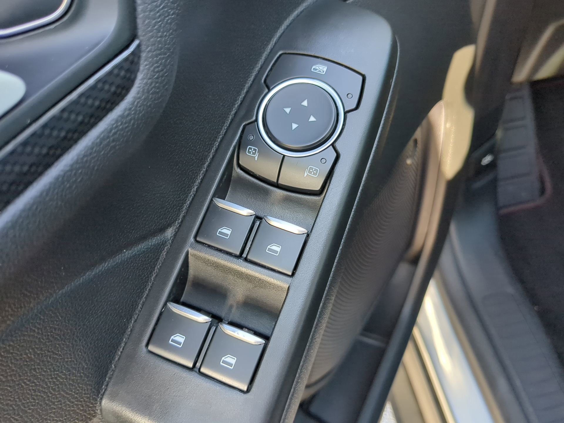 Certified 2023 Ford Escape ST-Line w/ Tech Pack #1 AWD/4WD image 55