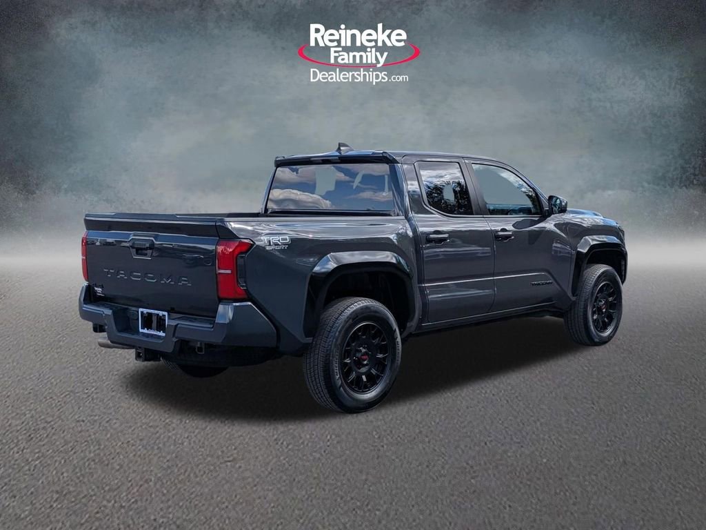 Used 2025 Toyota Tacoma TRD Sport AWD/4WD image 5