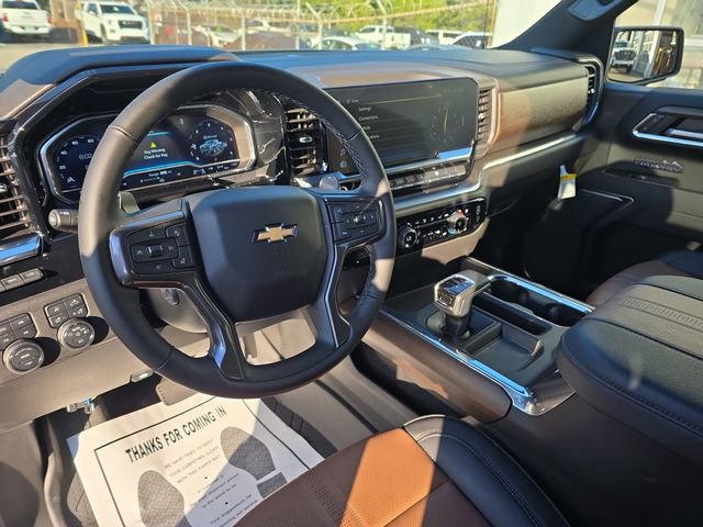 Used 2025 Chevrolet Silverado 1500 High Country w/ High Country Premium Package image 15