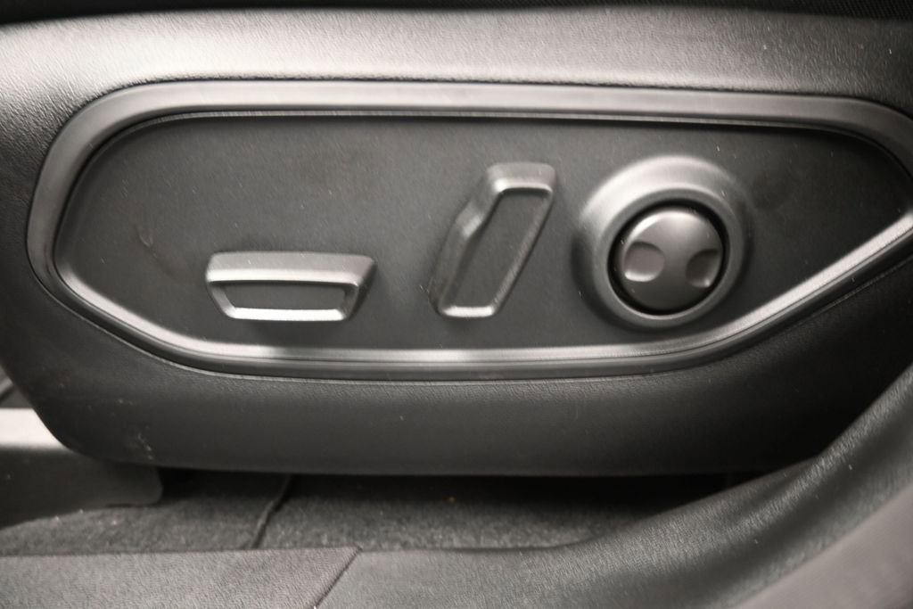 New 2026 Jeep Cherokee Laredo AWD/4WD image 33