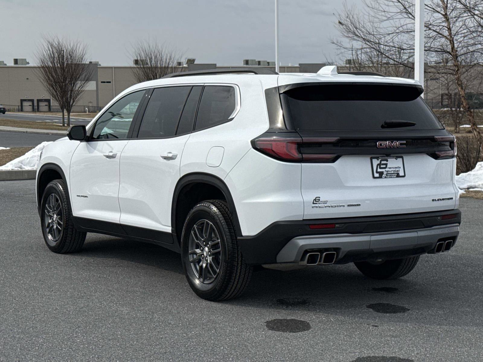 Used 2025 GMC Acadia Elevation image 26