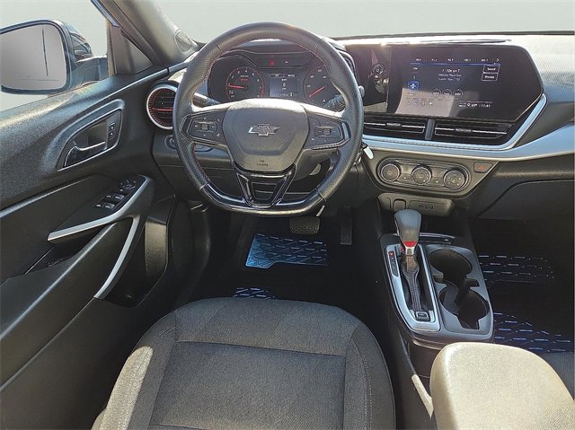 Used 2024 Chevrolet Trax RS image 13