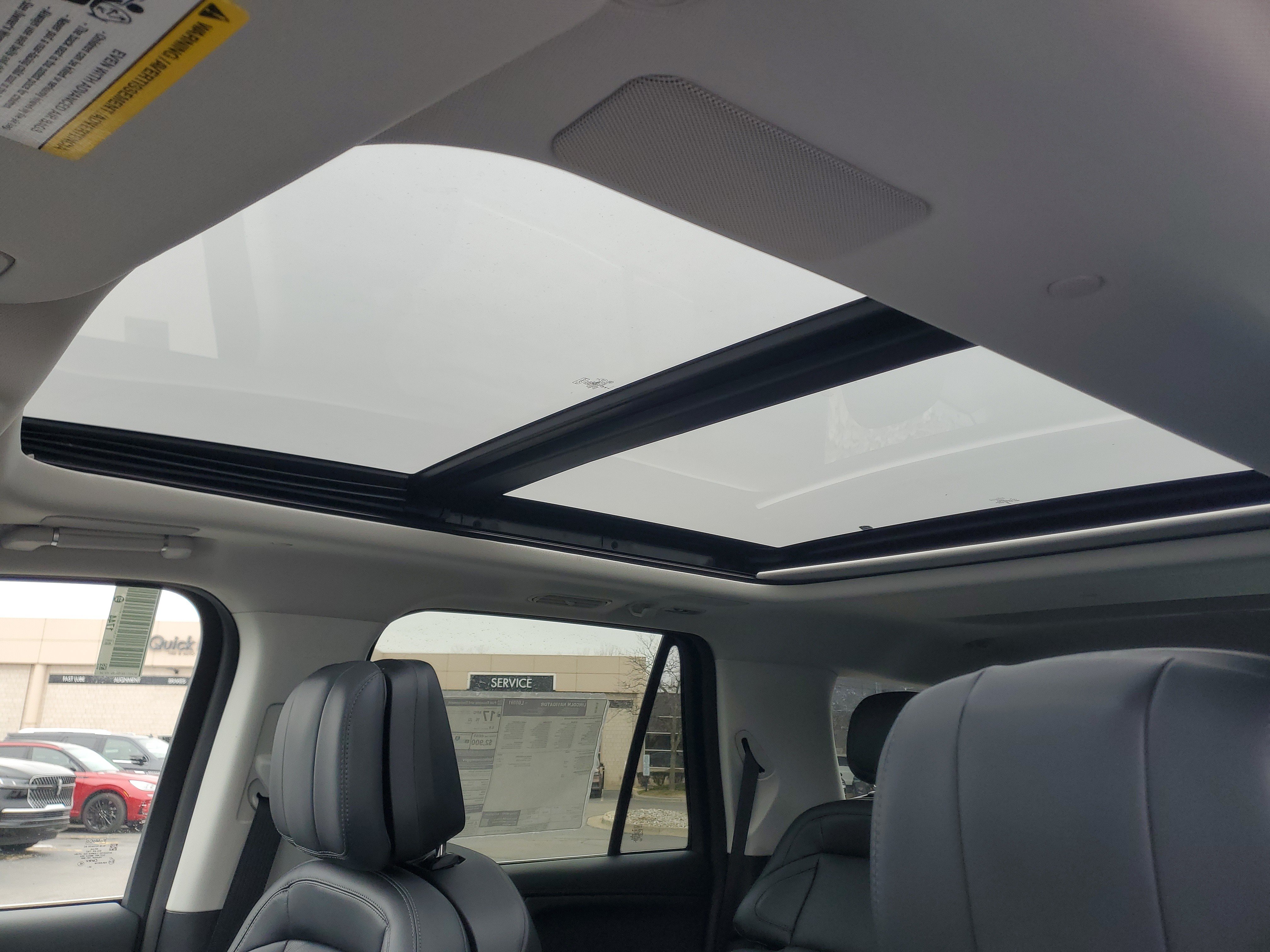 New 2026 Lincoln Navigator Reserve AWD/4WD image 11
