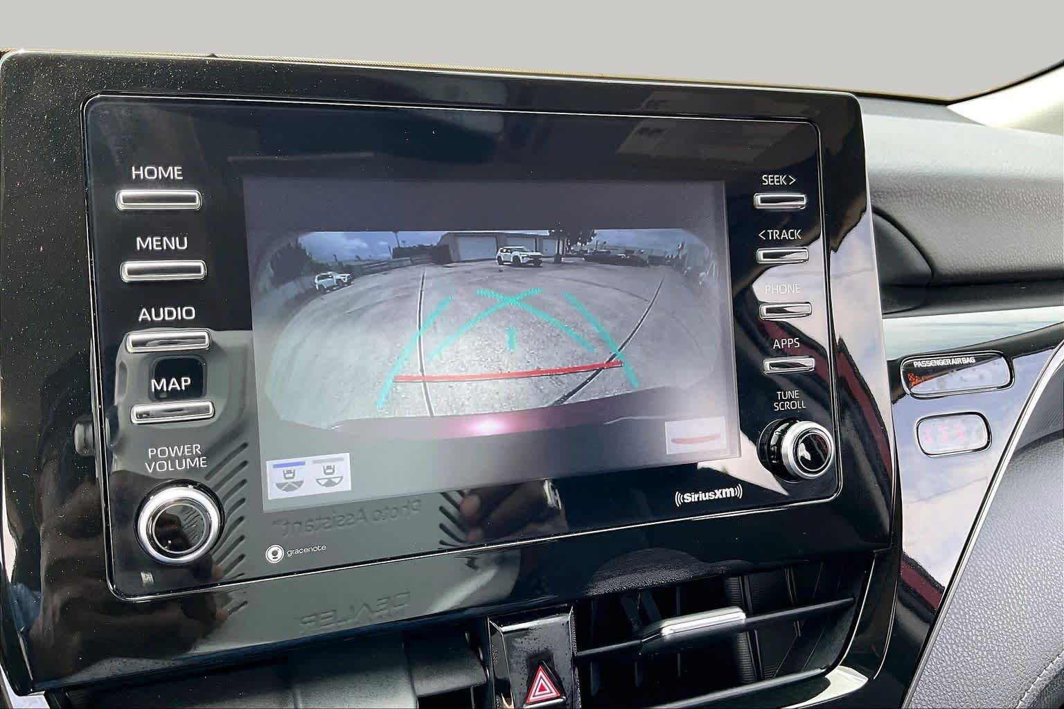 Used 2021 Toyota Camry LE w/ Convenience Package FWD image 27