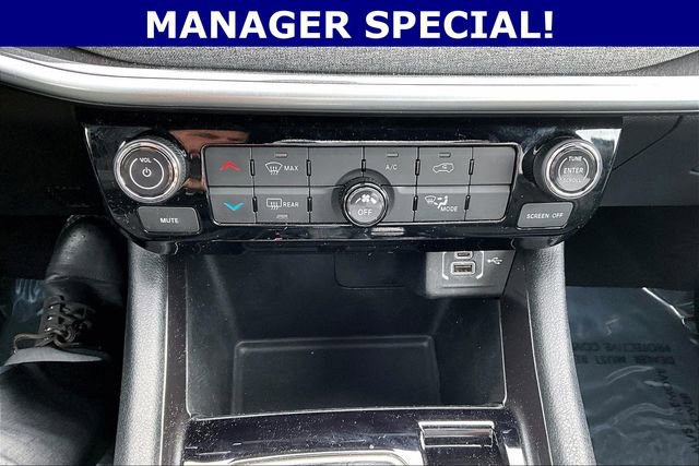 Used 2024 Jeep Compass Latitude image 15