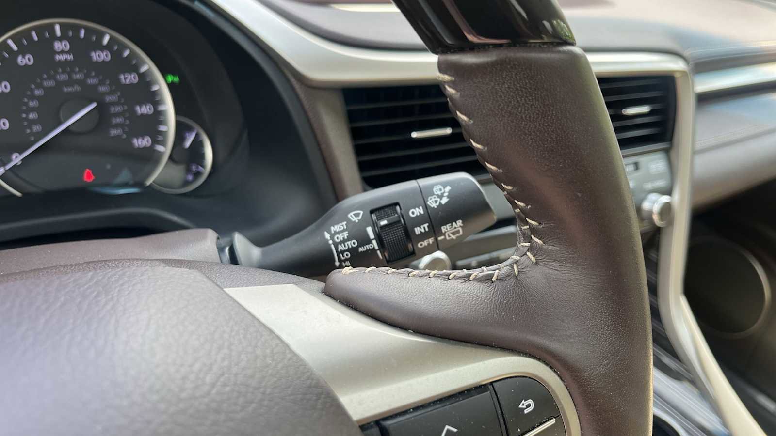 Used 2019 Lexus RX 450h AWD w/ Luxury Package image 43