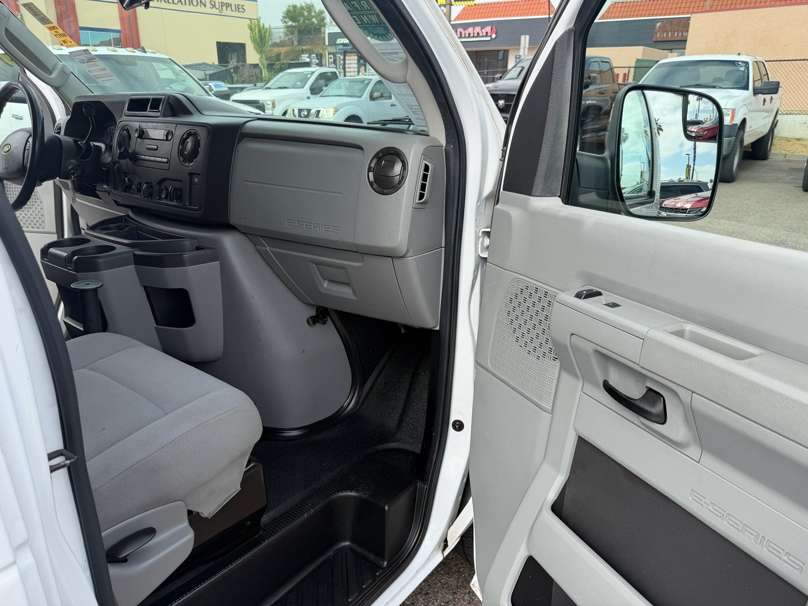 Used 2013 Ford E-150 and Econoline 150 w/ PWR Group RWD image 15